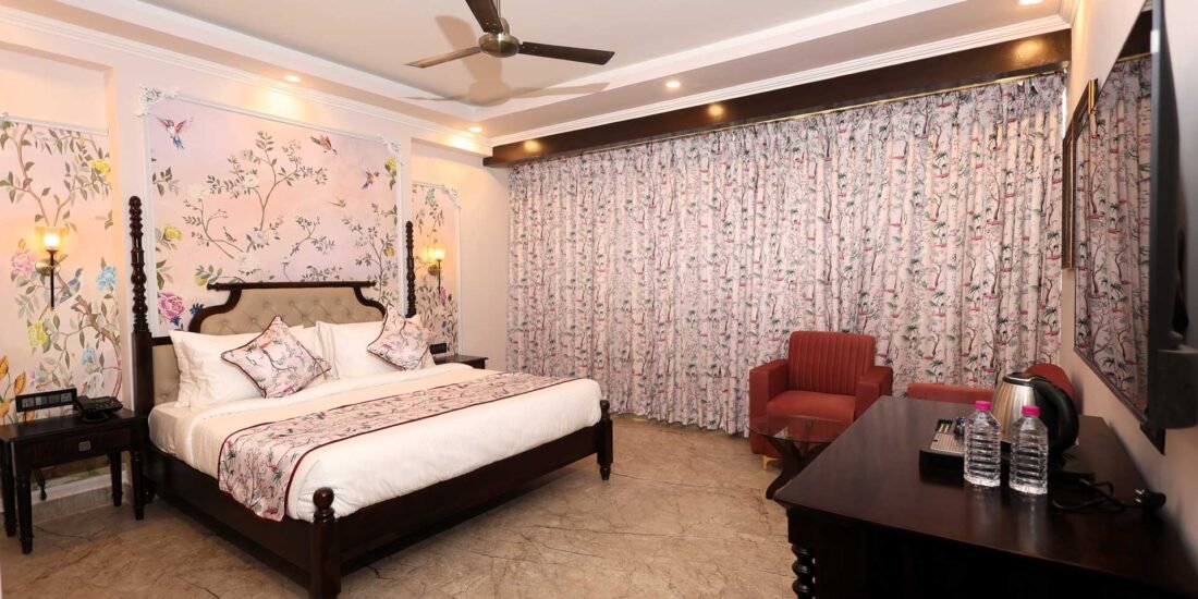 premium-room-of-ved-mahal