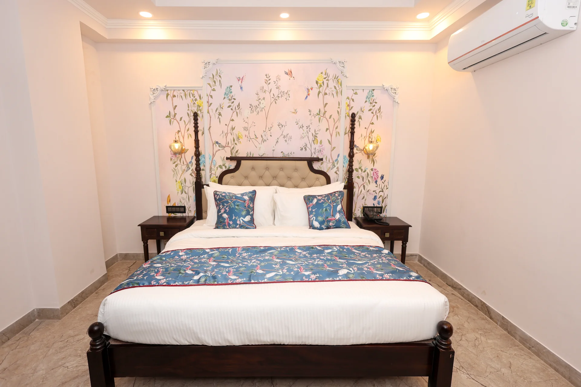 delux-room-2