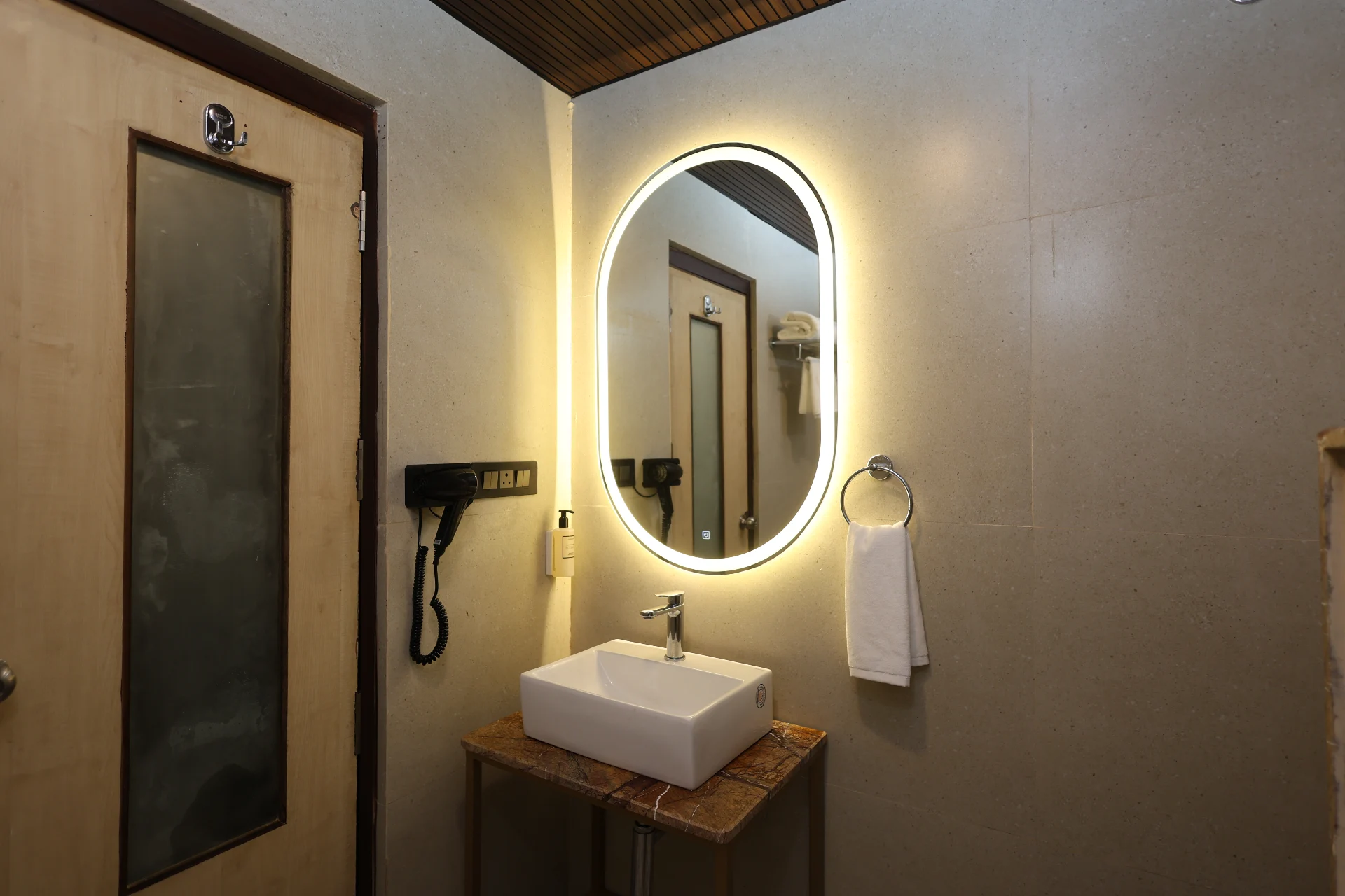 premium-room-4