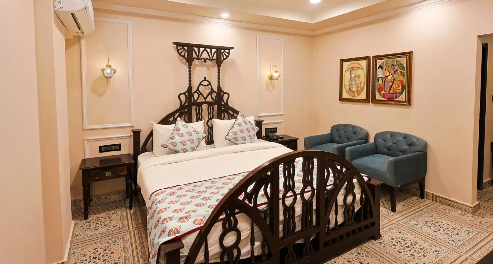 premium-room-of-ved-mahal